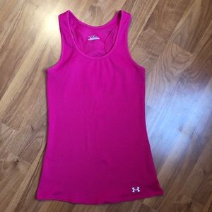 UNDER ARMOUR Top